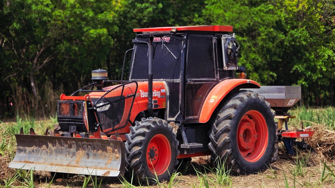 มาชม Kubota M108S กับหางริปเปอร์ฝังปุ๋ยค่ายช้างทองจะเป็นไงไปชมกัน