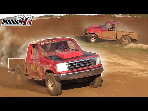 Видео: FORD MUD TRUCK IS INSANELY FAST