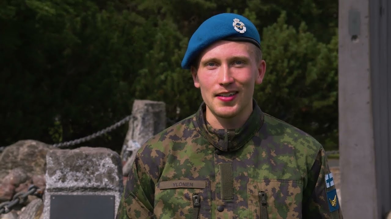 Karjalan lennosto kesä 2022 vala