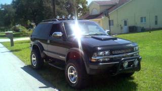 2002 Chevy lifted blazer