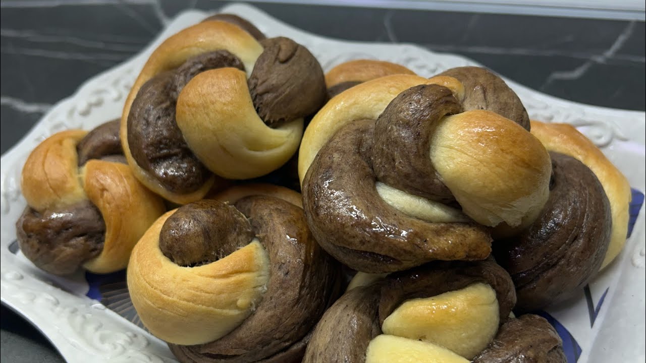 Turbani, turske kape. Jeftin i ukusan kolac sa sirupom/šerbetom.