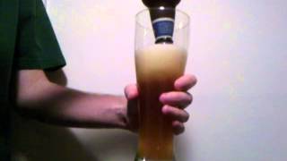 How to Pour a Hefeweizen Beer