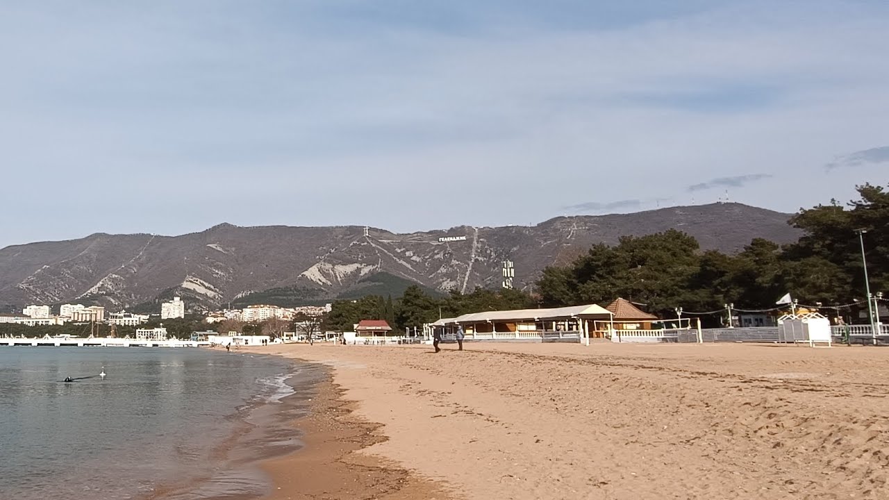 ГЕЛЕНДЖИК 2026 ПОГОДА НА МОРЕ 27.01. ГОРОД В МЕЖСЕЗОНЬЕ