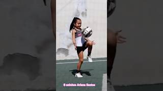 8 Anos E Faz Um Monte De