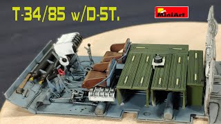 The place of the DriverMechanic  in the T34/85 Tank. Model from Minart with Interior Part.1
