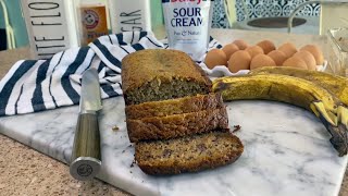 Banana Bread with Sour Cream - Moist & Easy One-Bowl Recipe!