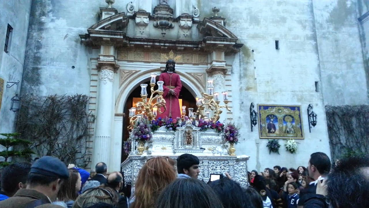 Salida de Ntro. Padre Jesús Cautivo. Chipiona, Cádiz.