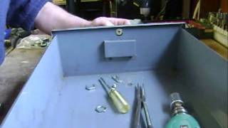 swing cam lock replace