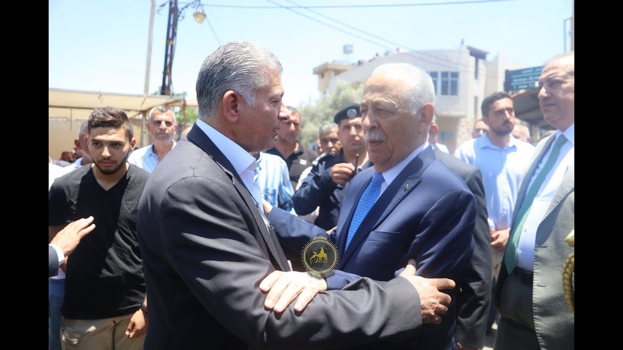 تشييع مهيب لمعالي العين الشيخ مروان الحمود في السلط