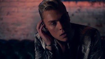 Dougie Nielsen- Preview (Official Music Video) #dougienielsen #preview