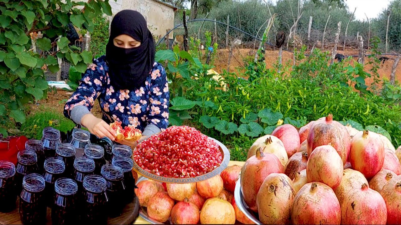 الحياة الريفية في جبال الجزائر 🇩🇿 تحضير مربى الرمان العضوي 🤩🤩🤩🤩🤩🤩