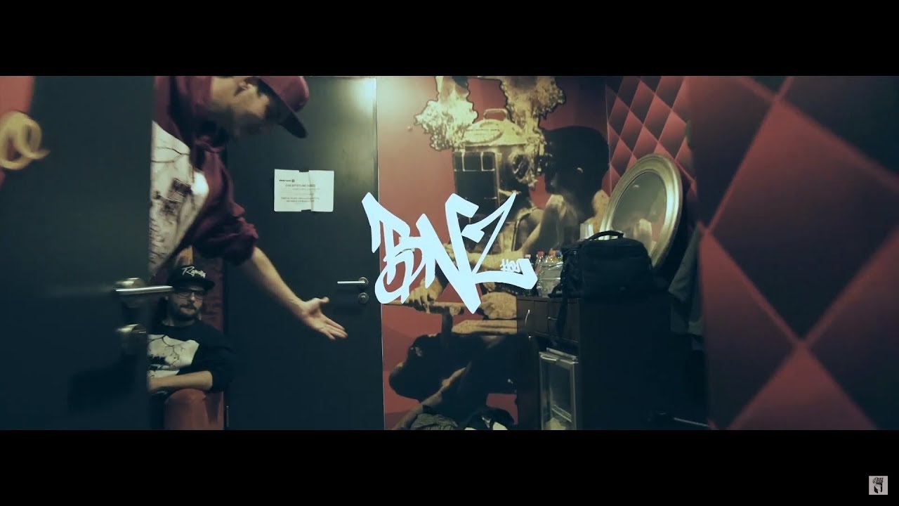 BNZ - Lepereg a szó (Official Music Video) BNZ - Lepereg a szó (Official Music Video)