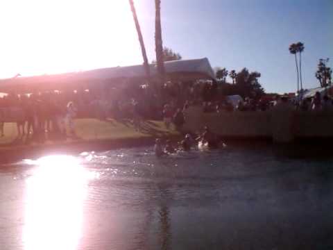 Stacy Lewis jumps in water to celebrate LPGA win a...