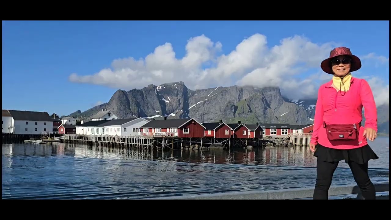 2024／6／13住挪威魚屋的一大早清晨，趁大家還在準備出門時，我在魚屋海邊欣賞美景玩自拍！