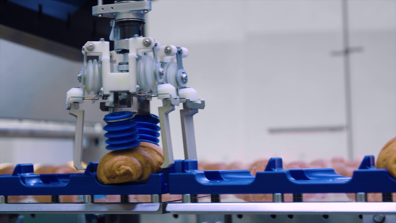 New Schubert - Injection machine and picker line ensure gentle and efficient filling of pastry