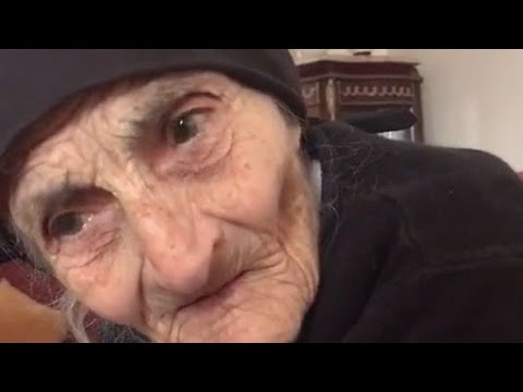 فيديو: سيقان مثل امرأة عجوز: كان بليدان مكروهًا بسبب تقدمه في السن