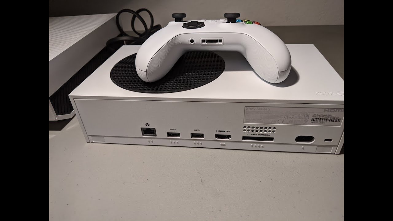 Xbox Series S Unboxing (Console Size Comparison) 