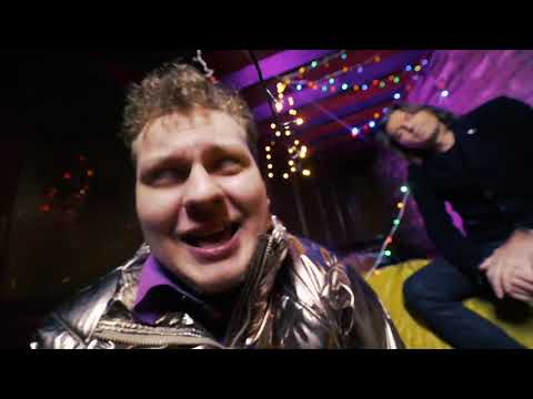 Хованский и Маликов. Под бой курантов. Пародия на пародию: Lazy версия.