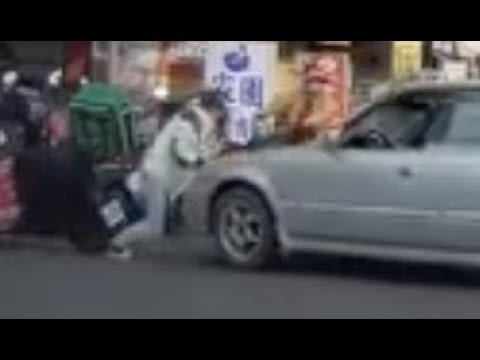 【車禍影片】 誰都不能擋住我去吃火雞肉飯（2023.01.20 嘉義縣民雄鄉民權路與昇平路口