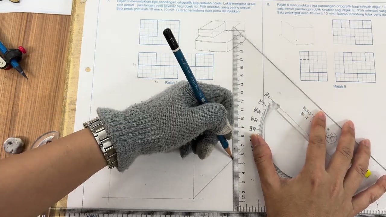 2025 lembaran praktis GKT T4 ms 96 soalan 7 lukisan oblik