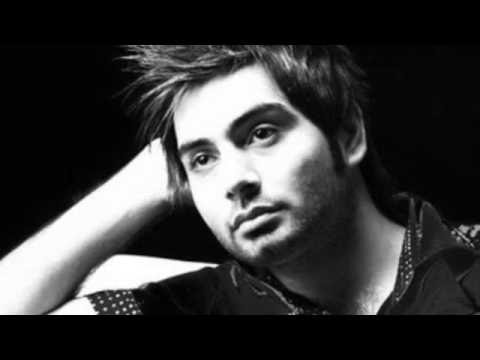     آرمیک از تو بعیده