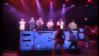 Huey Lewis &amp; The News - Hip To Be Square (live)