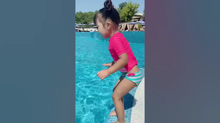 Left one child in the pool 😰😭LeoNata family #shorts TikTok - DayDayNews