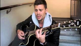 Ed Sheeran - Kiss Me (Cover by Robin Bengtsson)