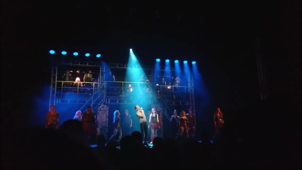 wwry uk tour cast