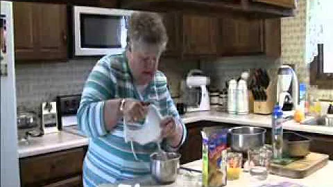 Kaye Hughes Apricot Nibble Bread.WMV