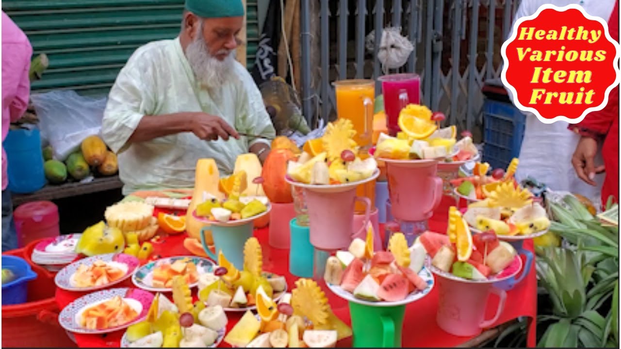 FoodBFVarious Item Tasty and healthy Fruits And Fruit Juice. Street