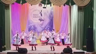 Образцовый народный ансамбль Озорная молодость Марийский танец
