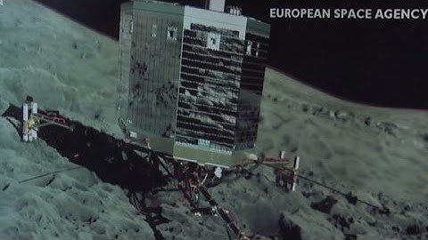 Rosetta spacecraft becomes the first to orbit a comet