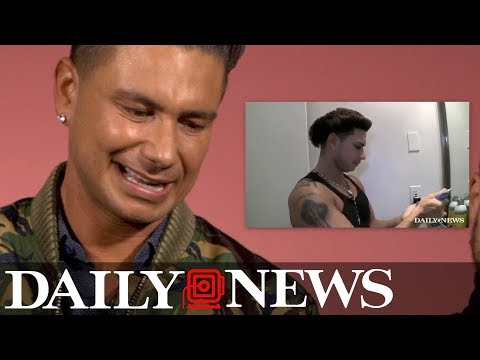 'jersey-shore's-dj-pauly-d-watches-old-video-of-himself-doing-his-hair