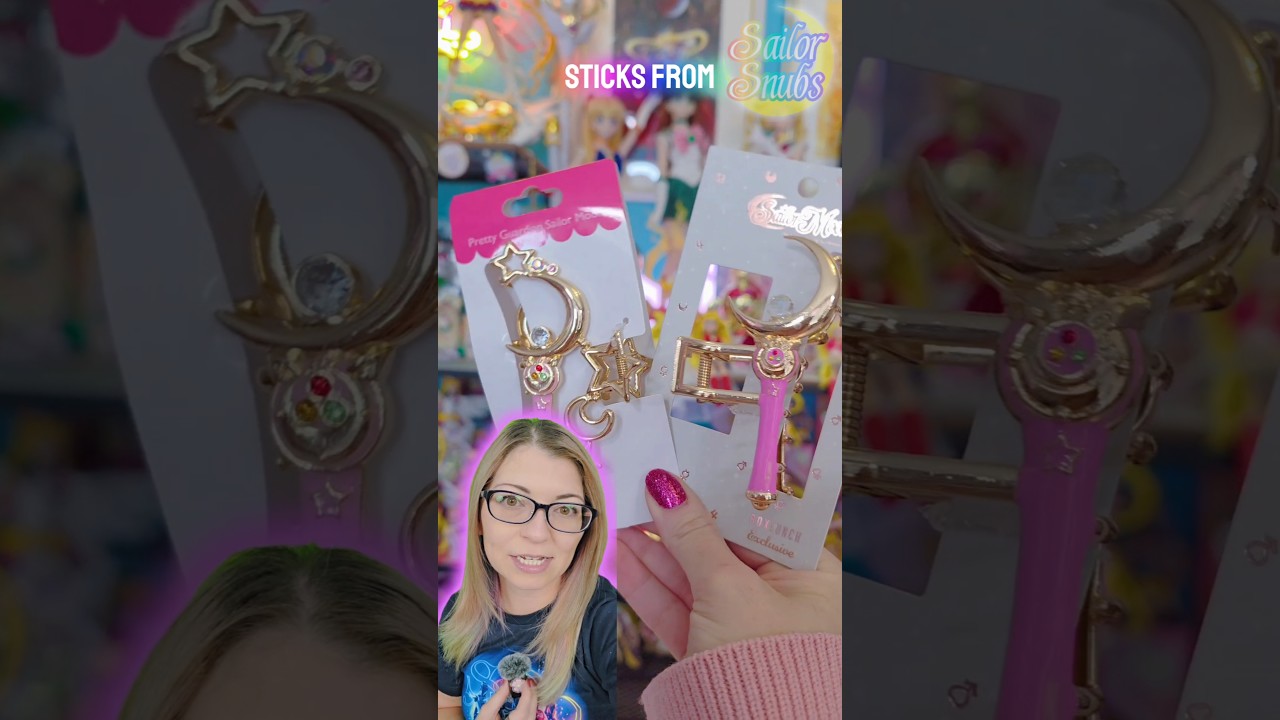 Comparison of the two Sailor Moon Moonstick hair clips! @boxlunchgift   