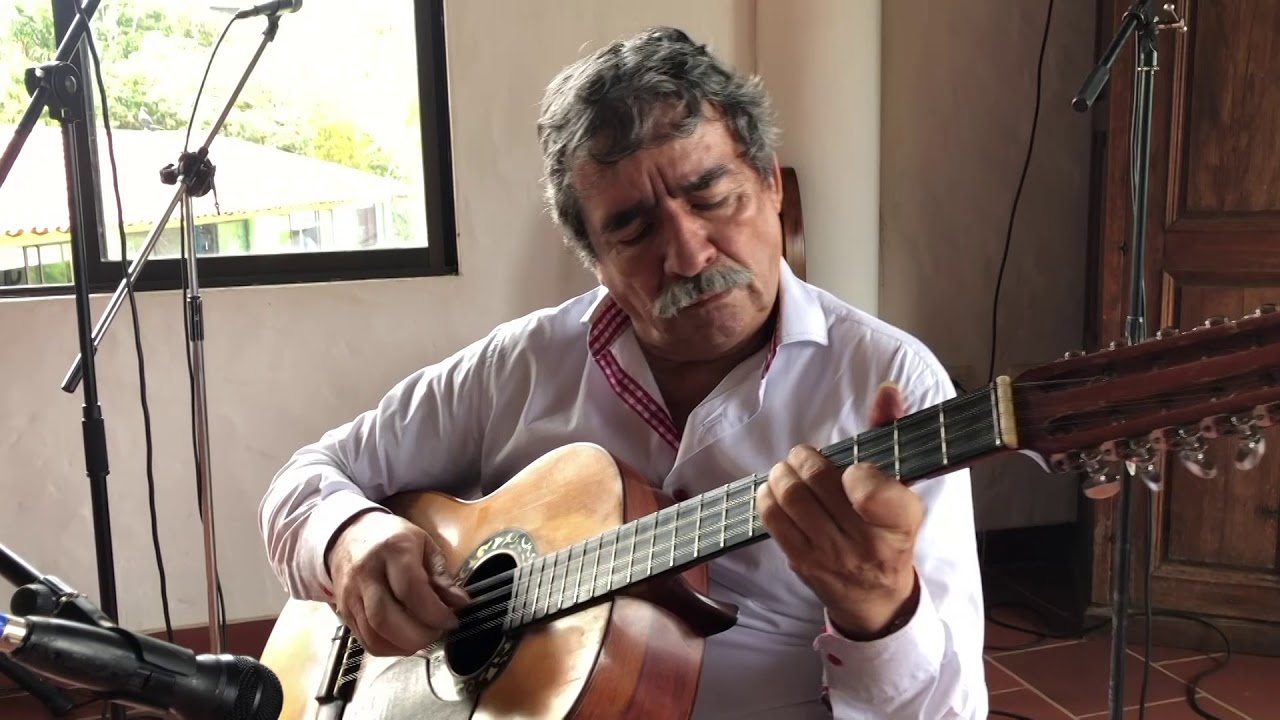 CUATRO PREGUNTAS - PEDRO NEL MARTINEZ