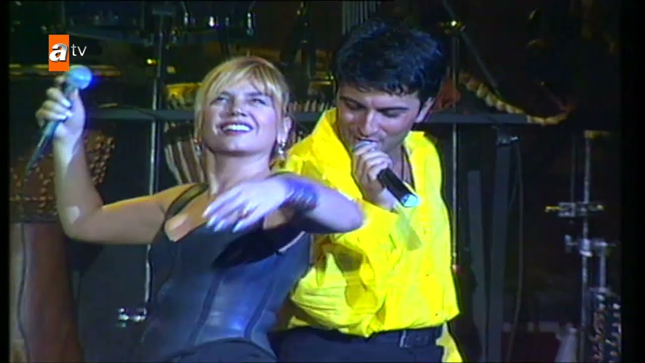 TARKAN SEZEN AKSU DÜET 09 09 2006