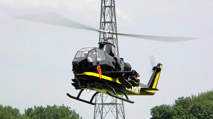 Gigantische RC Cobra AH 1F scale Modell elektrisch...