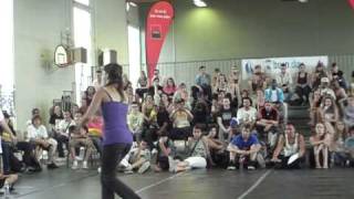 Bgirl EMILKA Polska VS girl MELUSINE Francja 2010