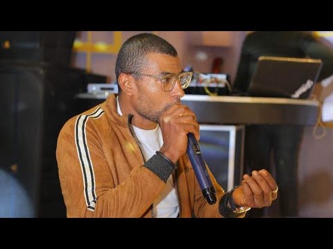 قصيده كلمه بحبك قصيده مكتبهاش نزار لعمرو حسن