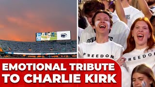 Thousands of students ay EMOTIONAL TRIBUTE to CHARLIE KIRK wearing ‘FREEDOM’ shirts at Penn State