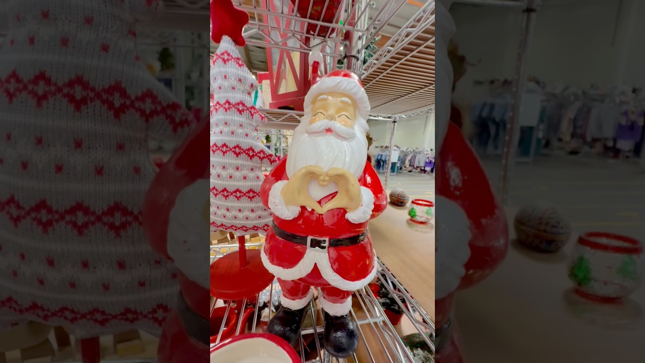 Found My Favorite Santa Ever #travel #crew #cruisinchronicles #cruise #adventure