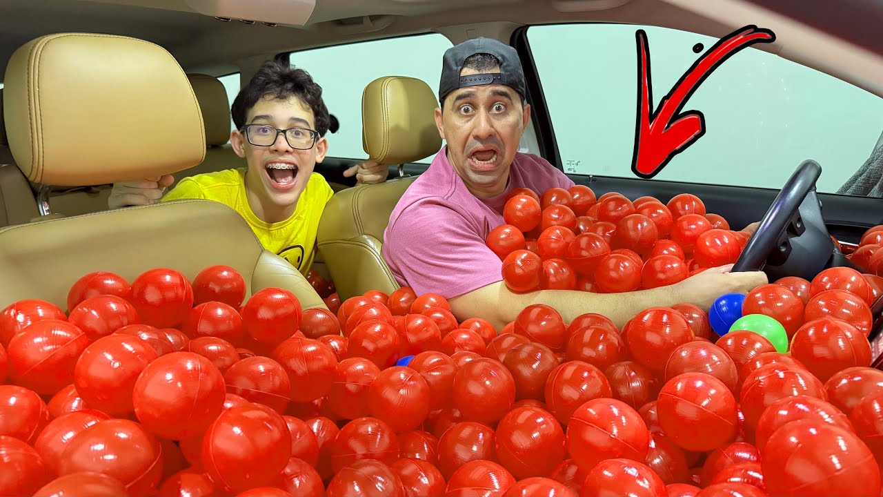 O ÚLTIMO A SAIR DO CARRO VENCE!!