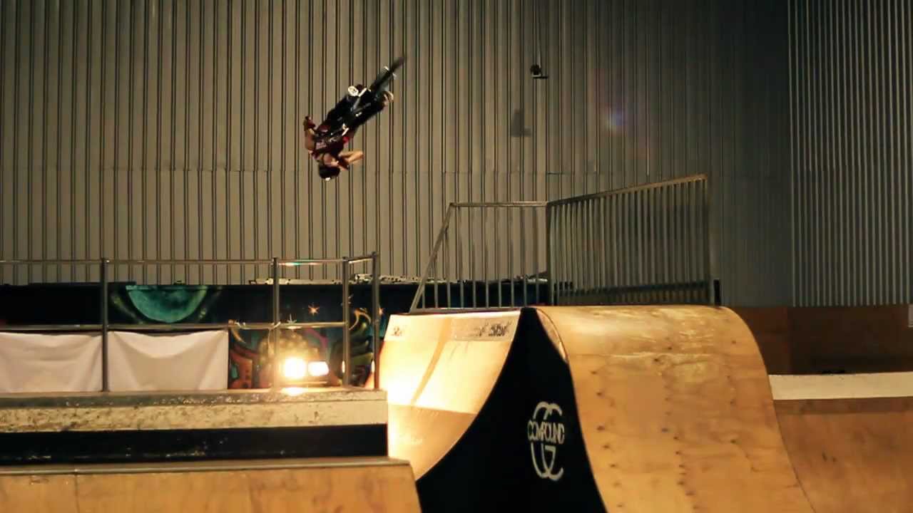 luke parker: Rainy dayz