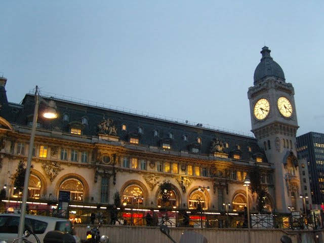 A Walk Around The Gare De Lyon Train Station Paris Youtube