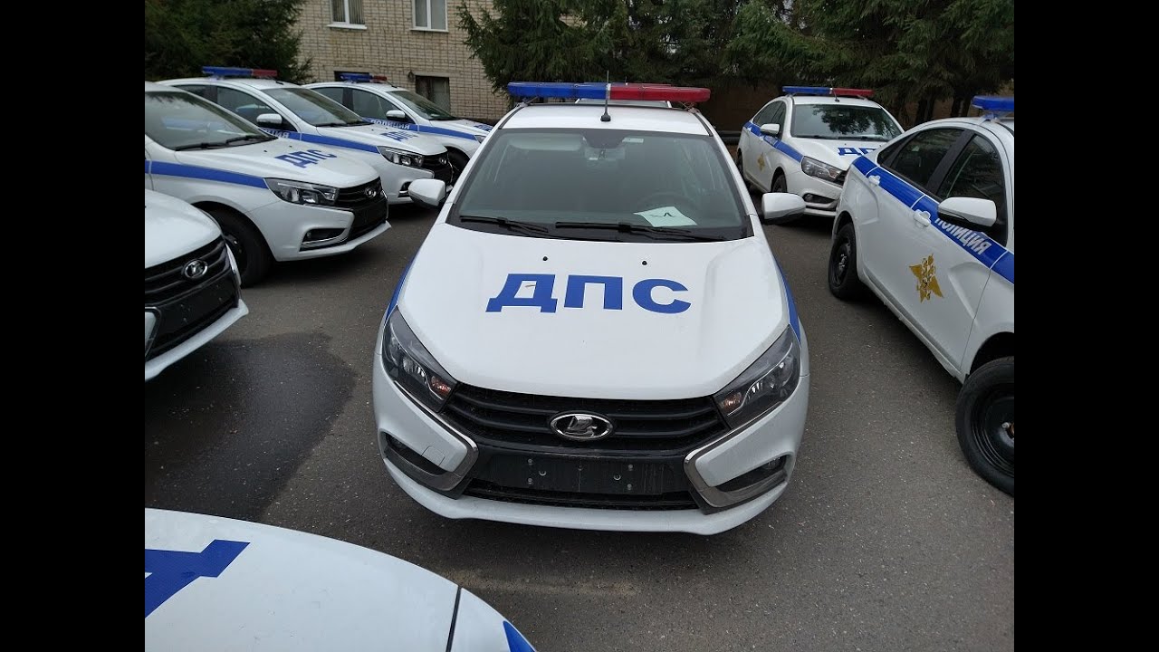Инспектор ДПС спас прохожего с клинической смертью в центре Москвы