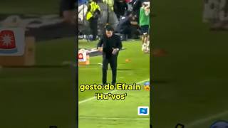 Efraín Juárez hace huevos a lo azules