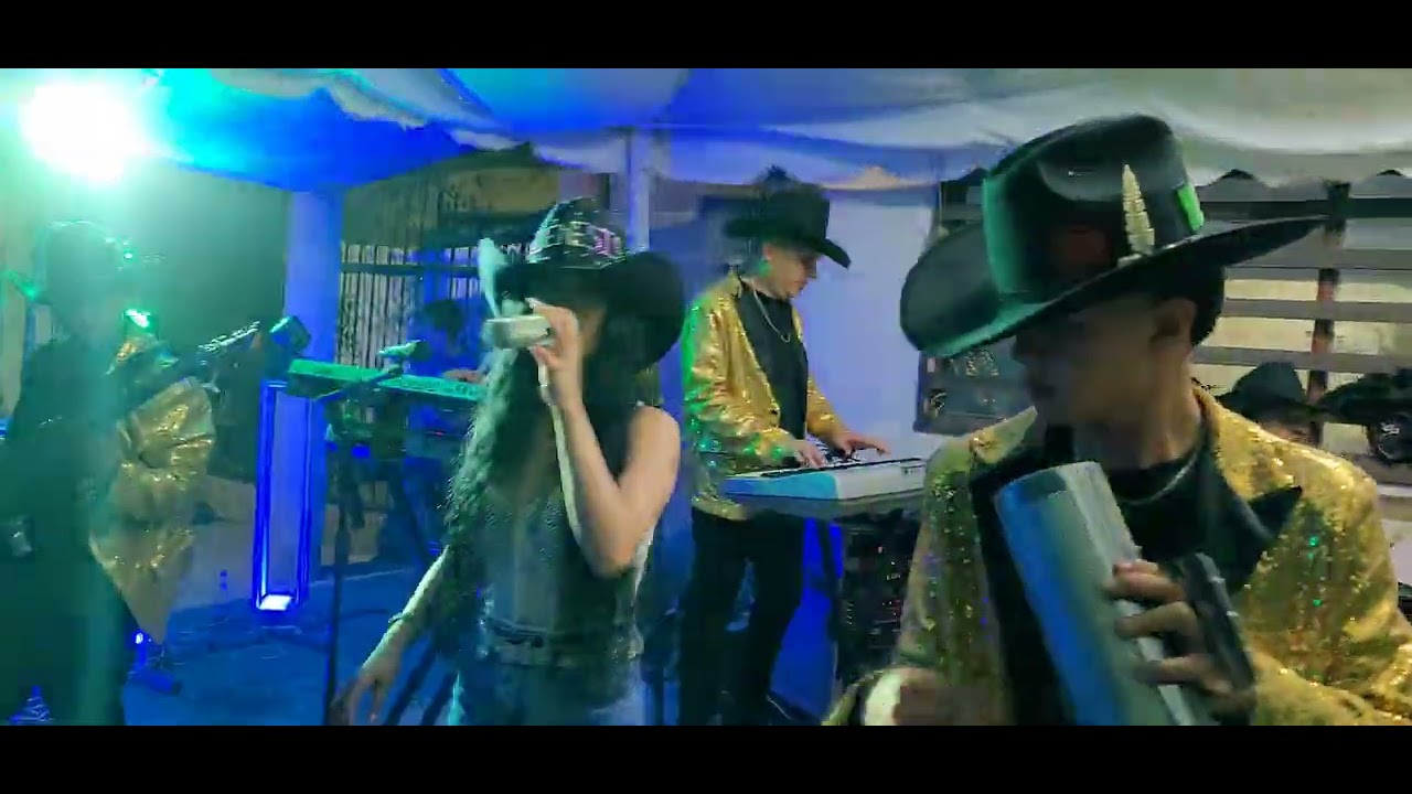 LA CHINA 👑 Y SUS LATIDOS ❤ CANCIÓN  Hoy lo vi pasar 