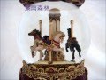 古董旋轉木馬雪花音樂盒 Brown Merry Go Round Snow Globe Musical Box 古董旋轉木馬雪花音樂盒 Brown Merry Go Round Snow Globe Musical Box