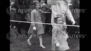 1935 The Duke and Duchess of York visit Perth and Glamis Castle
